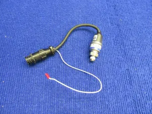Cirrus SR-22 Oxygen Pressure Switch P/N 238A609-01 (0122-363)